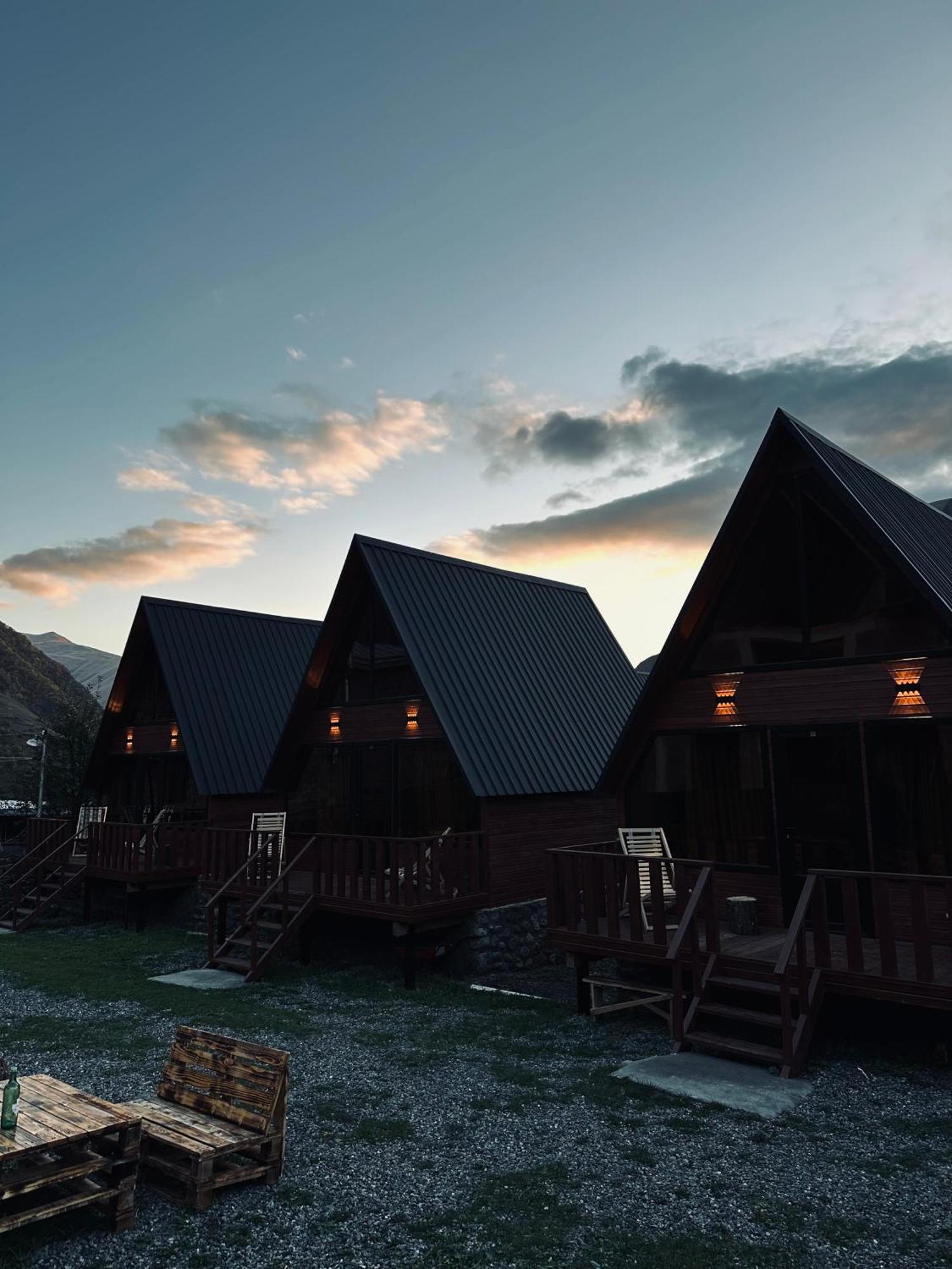 דירות Trip Zone Kazbegi מראה חיצוני תמונה